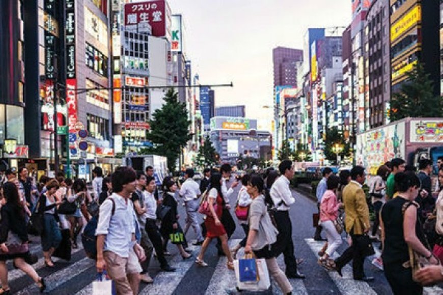 Andai Angka Pernikahan Nggak 'Drop', Semua Warga Jepang Bakal Bermarga Sato di 2531